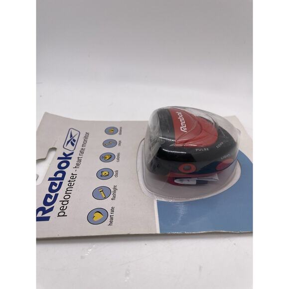 Reebok Fitness Heart Rate Monitor Step Counter Flashlight Belt Clip Clock - NEW - Picture 5 of 9